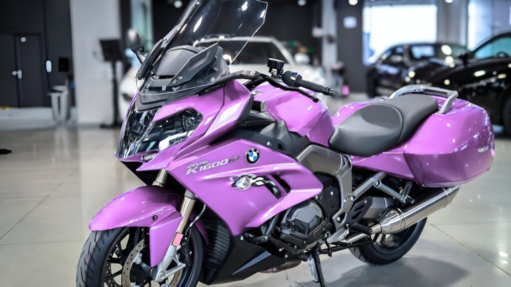 Motocicleta BMW K 1600 GT Personalizada con Acabado Vibrante